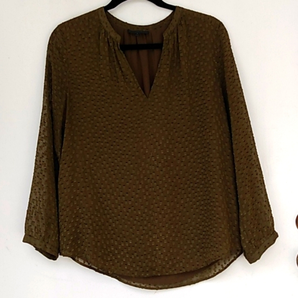 🫒J. Crew Green Textured Blouse Shirt Dark Army Olive